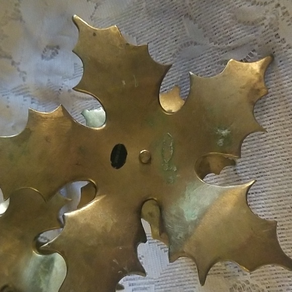 Vintage Brass Leaf Candlestick Holder-Made in India-Set of 2 - Picture 7 of 11